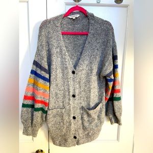 Davi & Dani oversized gray cardigan rainbow striped cozy sweater. Size M